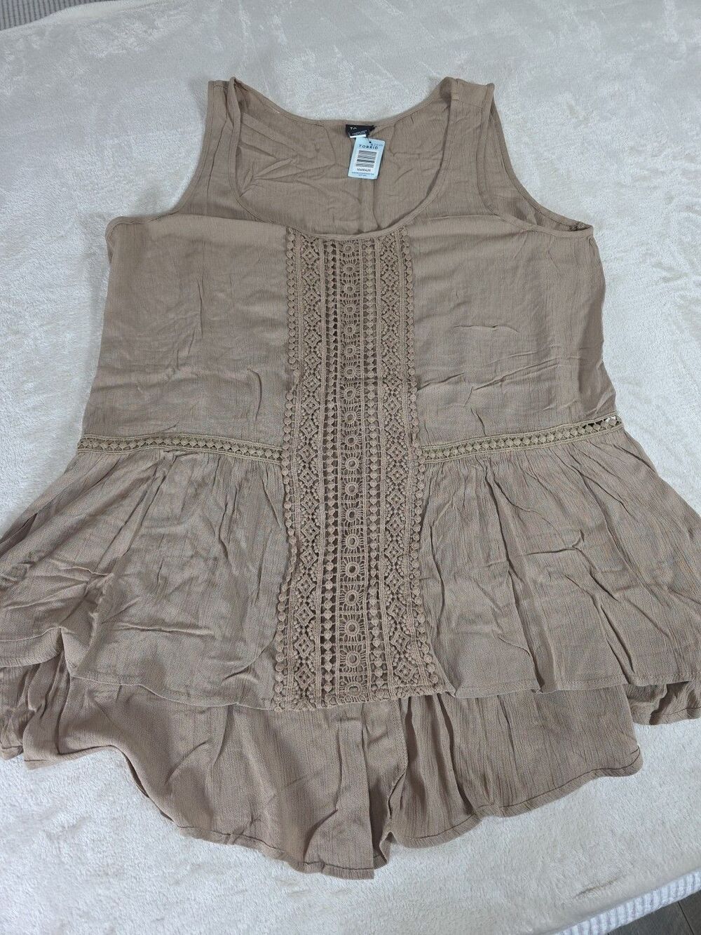 Torrid Size 2 Crinkle Gauze Crochet Detail Tank Scoop Neck Natural Brown NWT